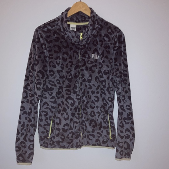 PINK Victoria's Secret Jackets & Blazers - Victoria’s Secret PINK Fleece Leopard Print Jacket Size Medium